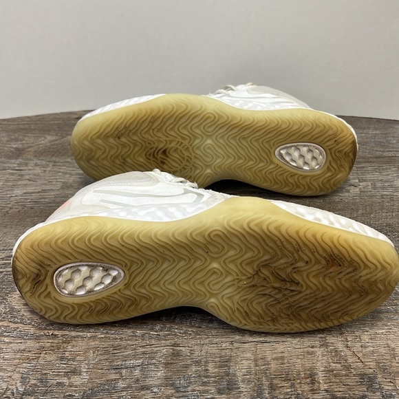 Nike KD Trey 5 VIII White Total Orange CT1425-102 Size 6Y - Picture 8 of 10